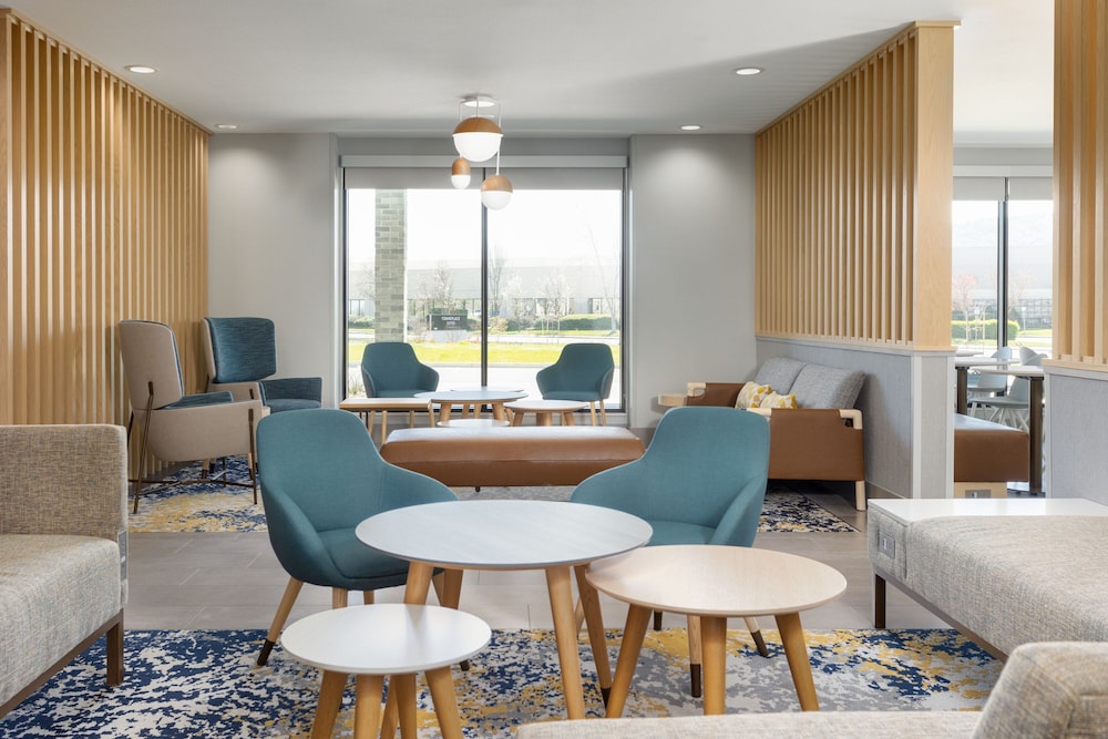 TownePlace Suites by Marriott Pleasanton 33/43