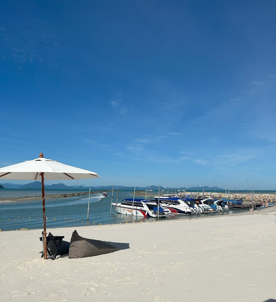 The Beach Samui 58/71