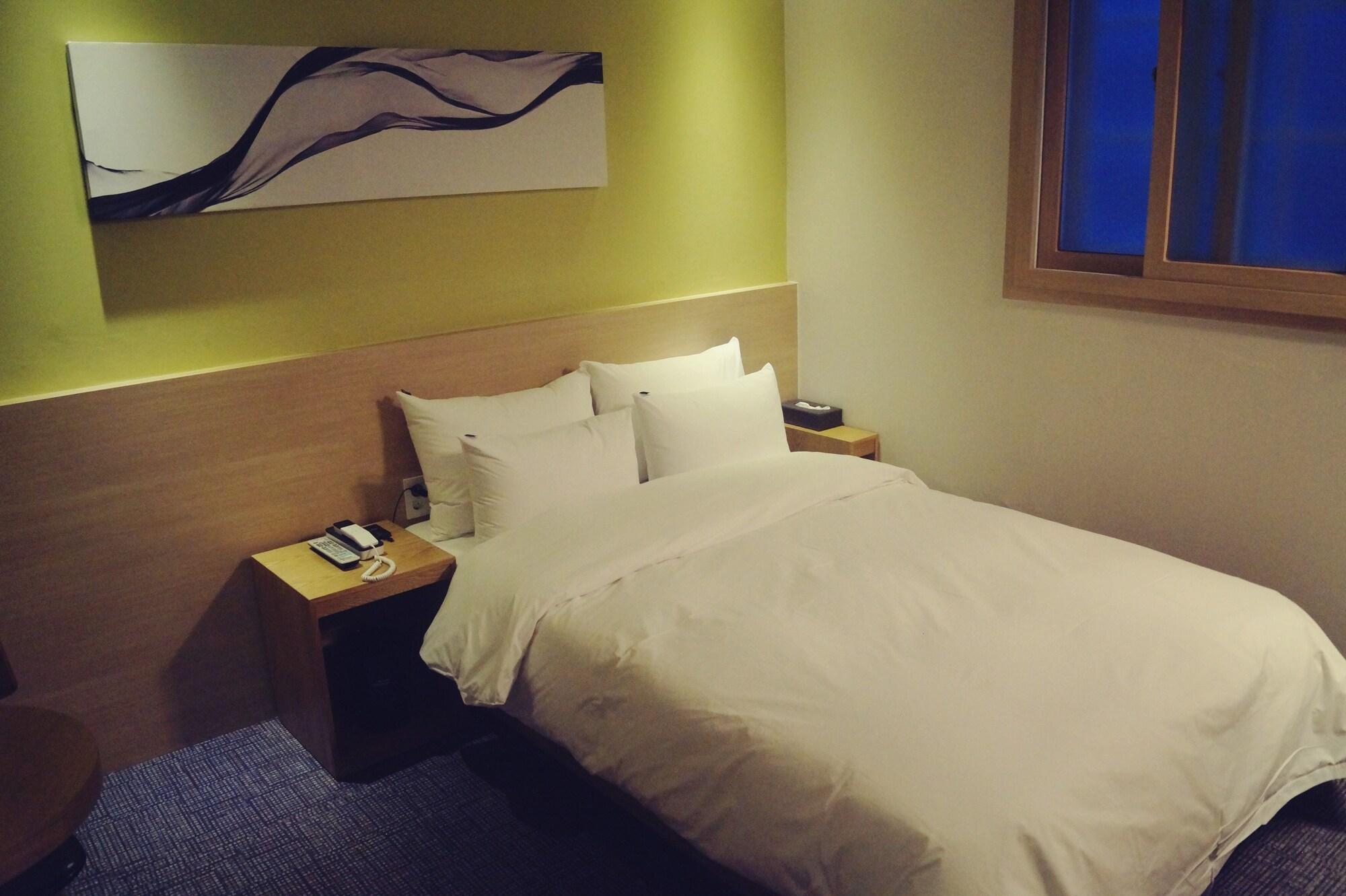 Design Hotel Xym 17/44