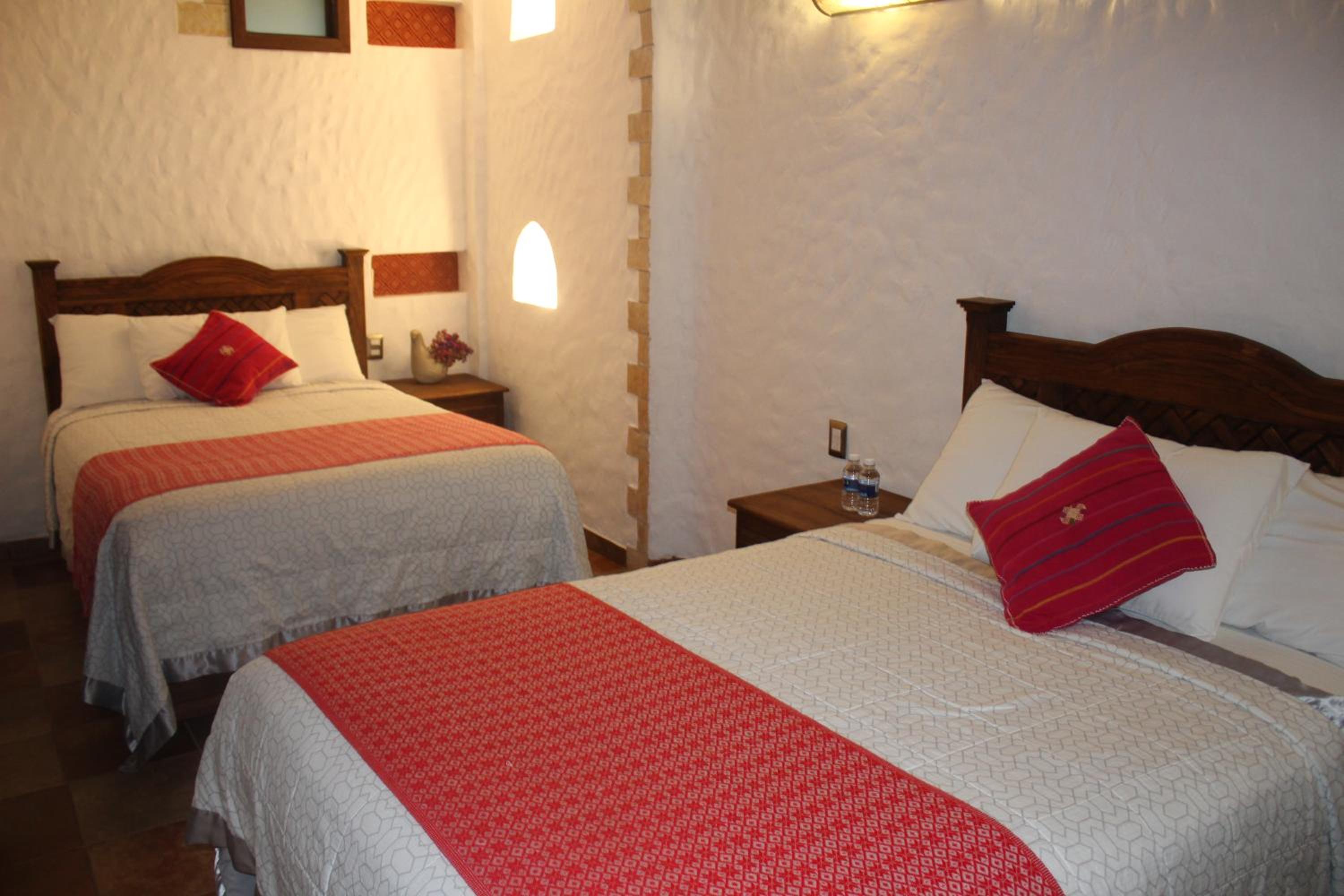غرفة رباعية، Hotel Na'lum 3/10