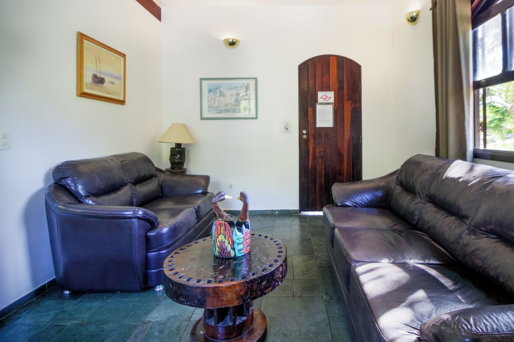 Feiticeira Praia Hotel 58/79