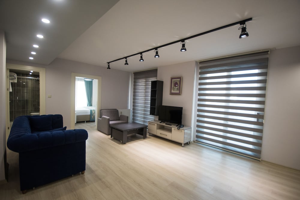 Eps Suite 18/30