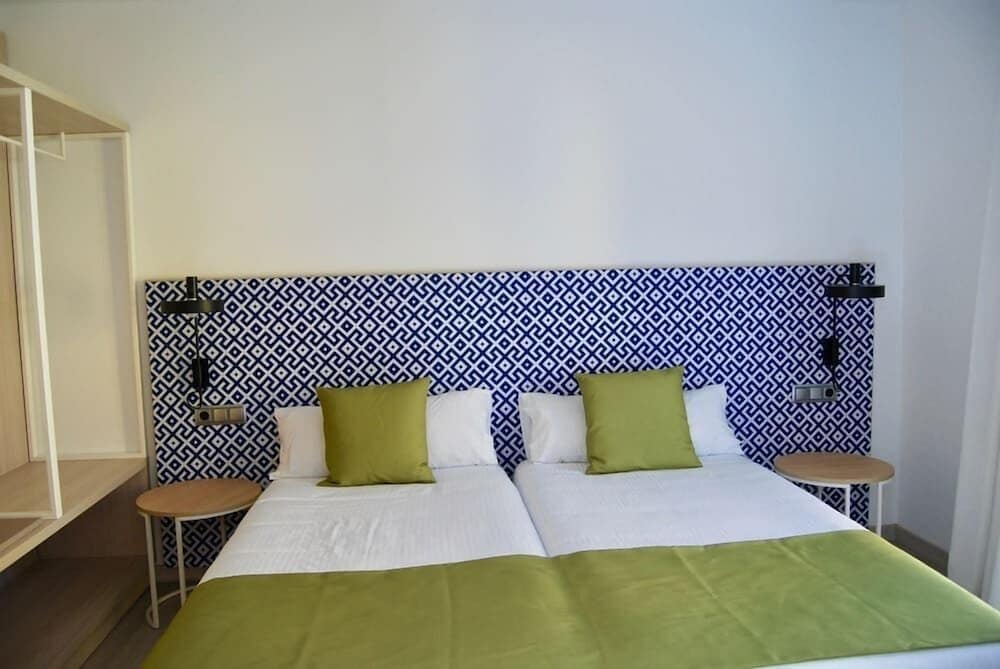Broncemar Beach Suites Hotel 20/51