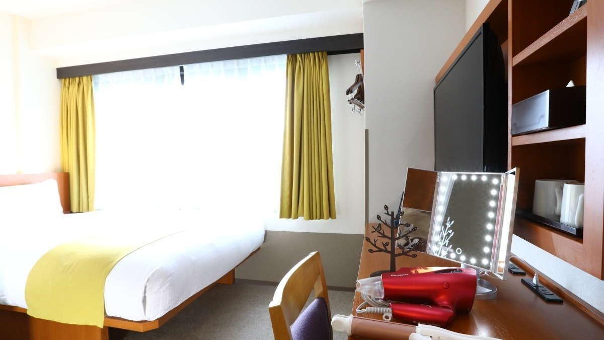 Female Only, Standard, Double Bed