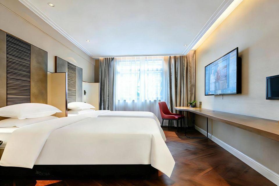 Jinjiang Metropolo Hotel (Ningbo Yinzhou Impression City Qianhu North Road Subway Station Store) 12/21