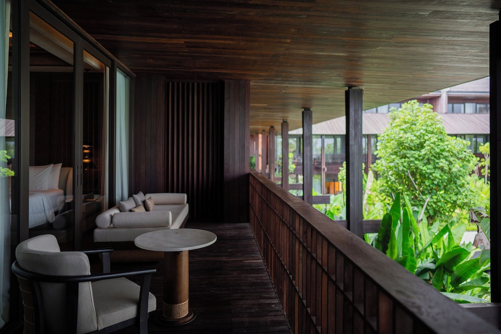 The Meru Sanur 30/49