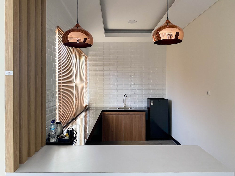 Zasgo Hotel 50/50