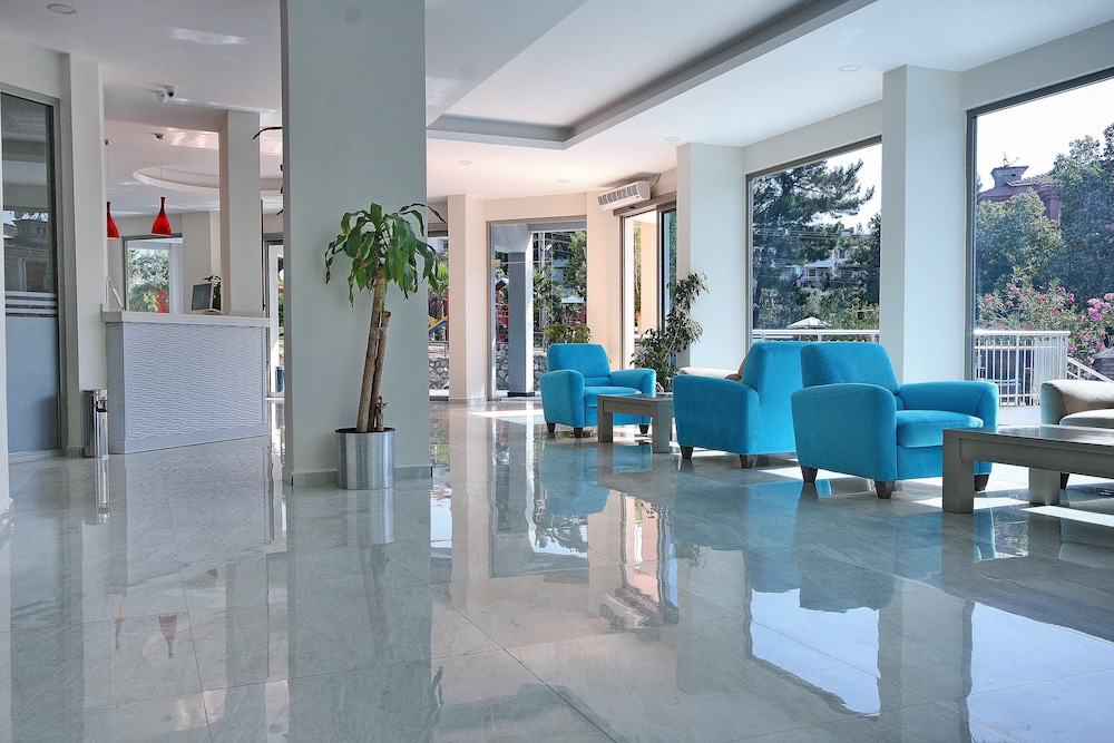 PALMEA HOTEL 35/46