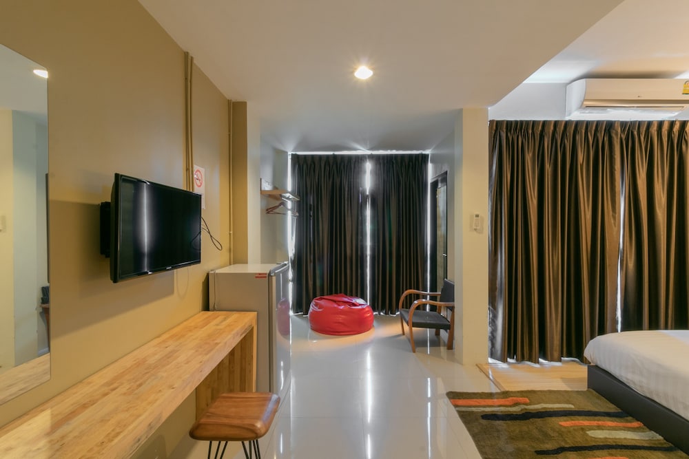 Zak Residence 35/59