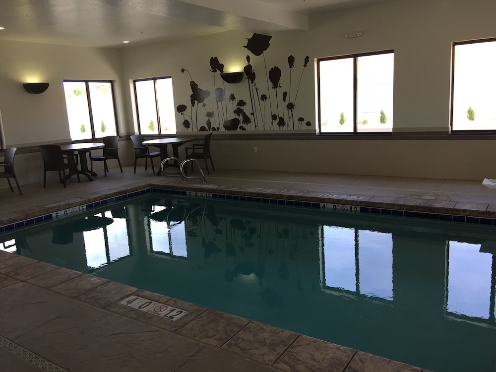 Sleep Inn & Suites Page at Lake Powell 5/51