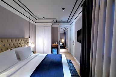 Connecting, Family, 2 Double Beds, No Window