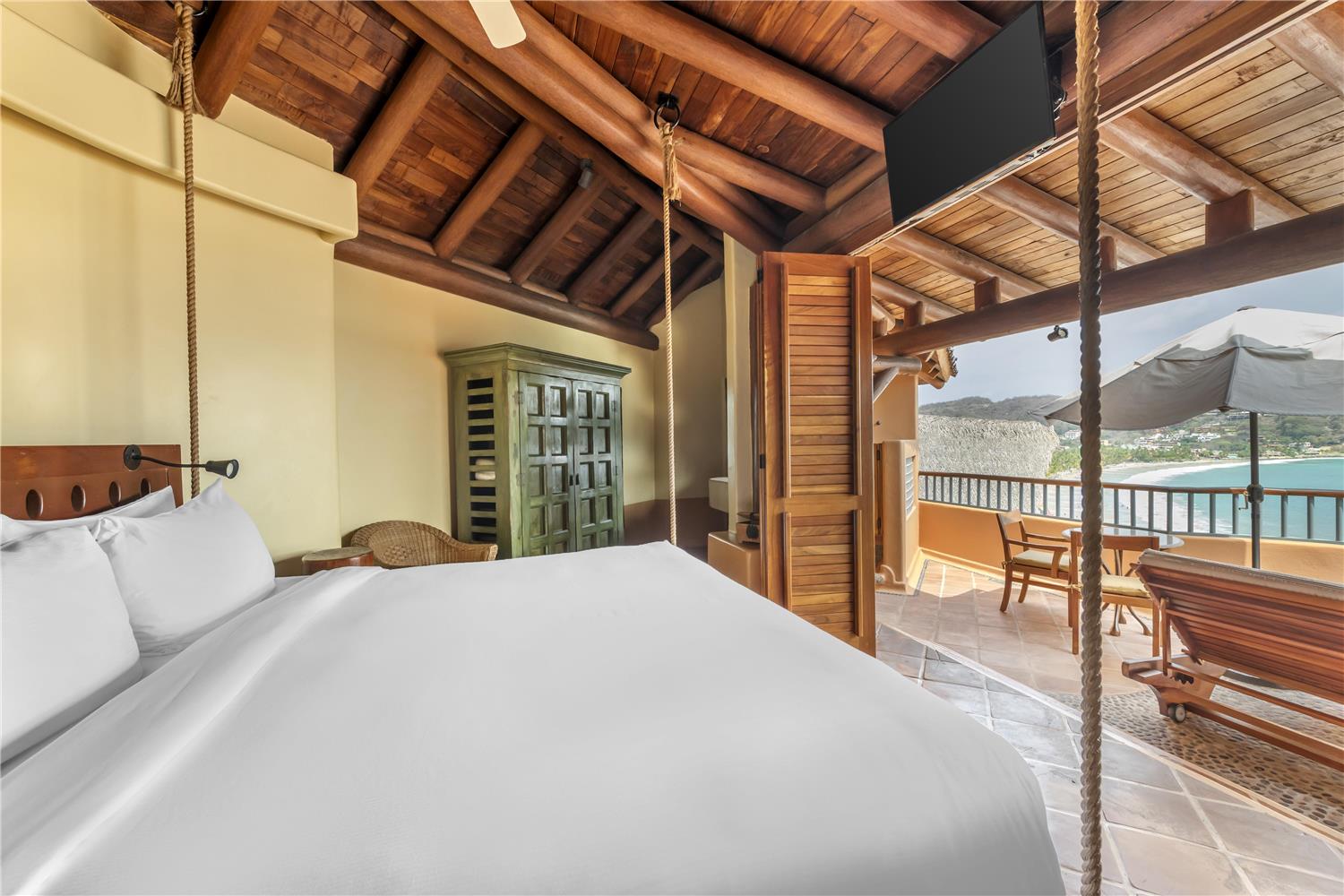 Studio, King Bed, Ocean View, Plunge Pool