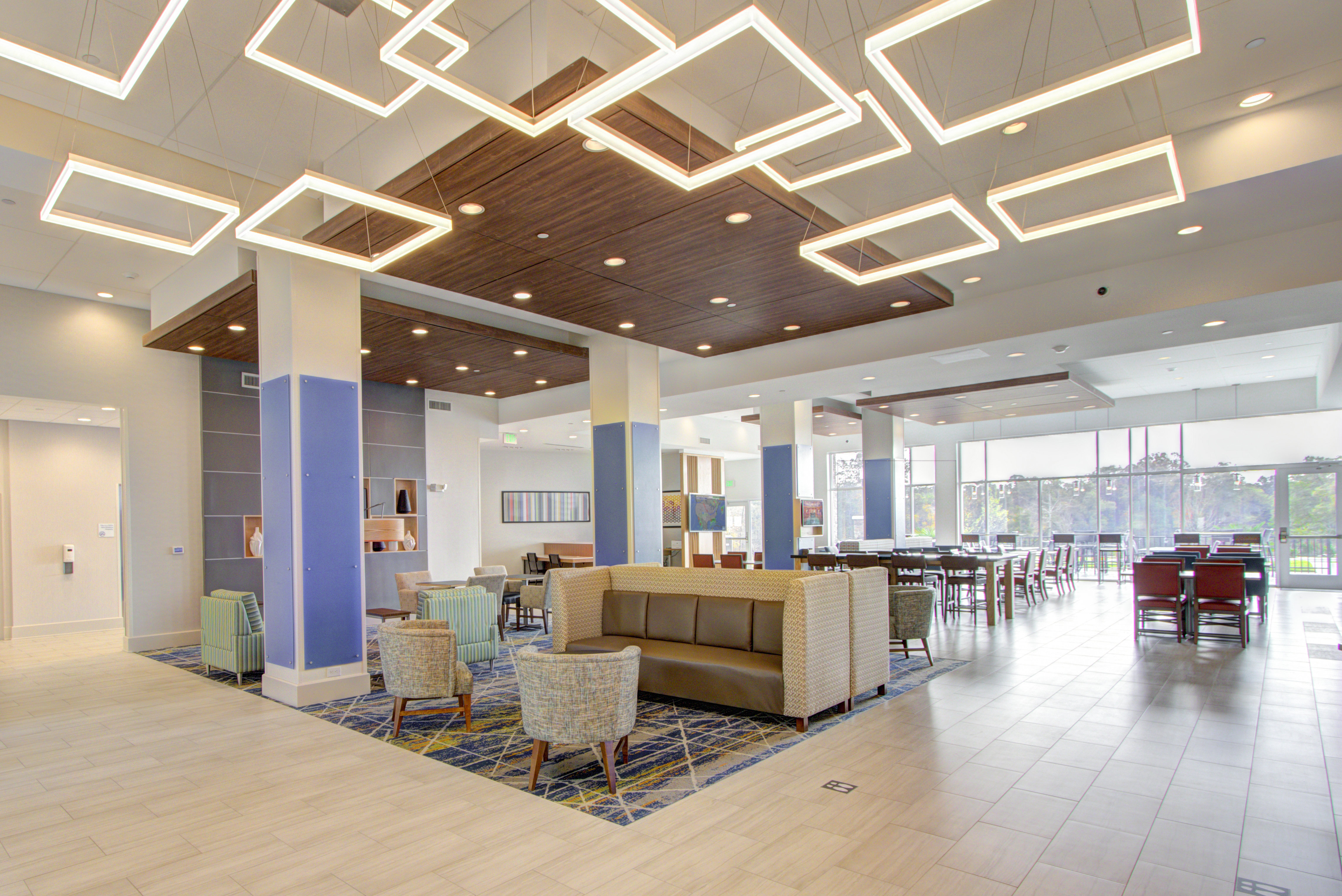 Holiday Inn Express Suites Charlotte Southwest 13/42