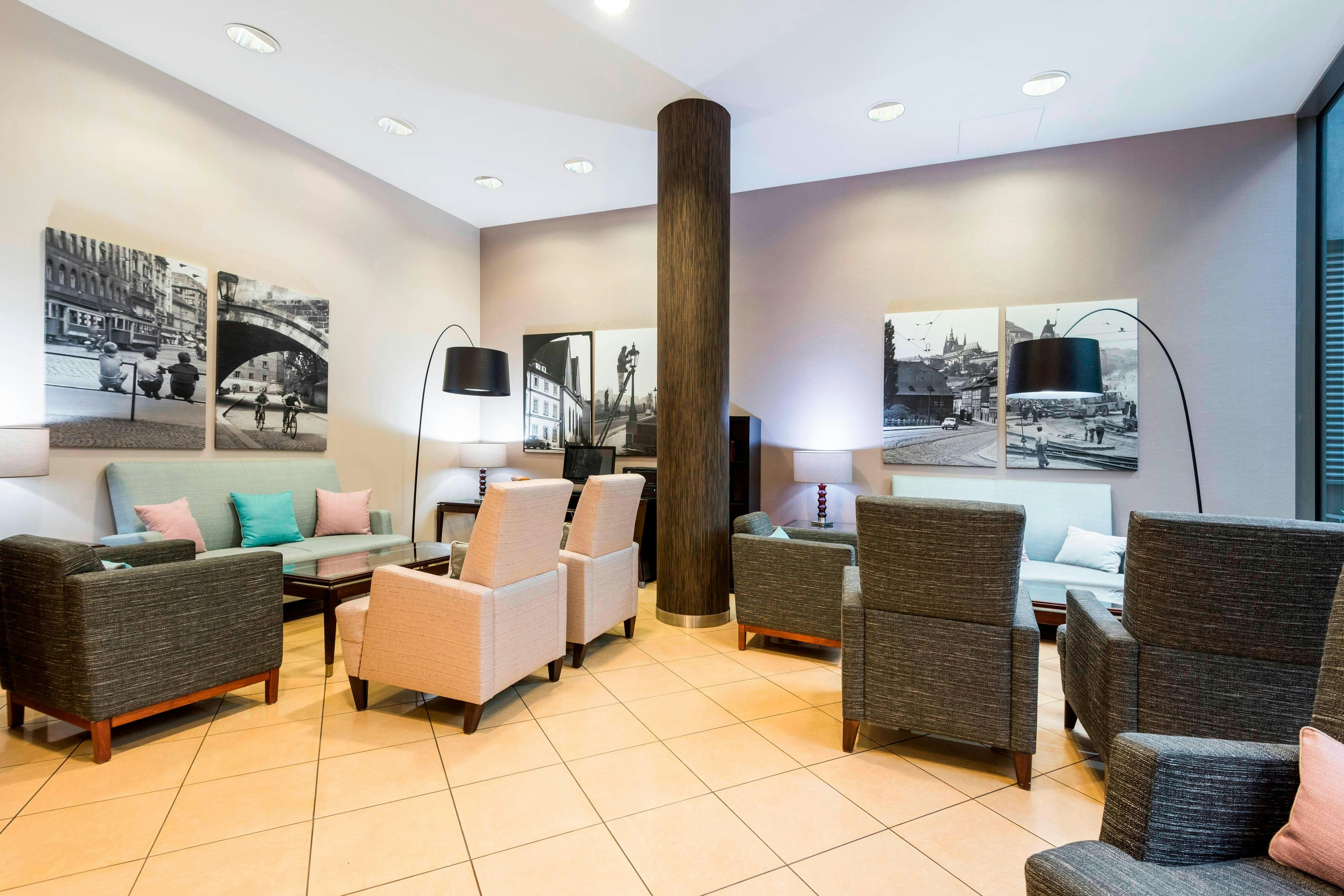 Courtyard By Marriott Prague City 28/54