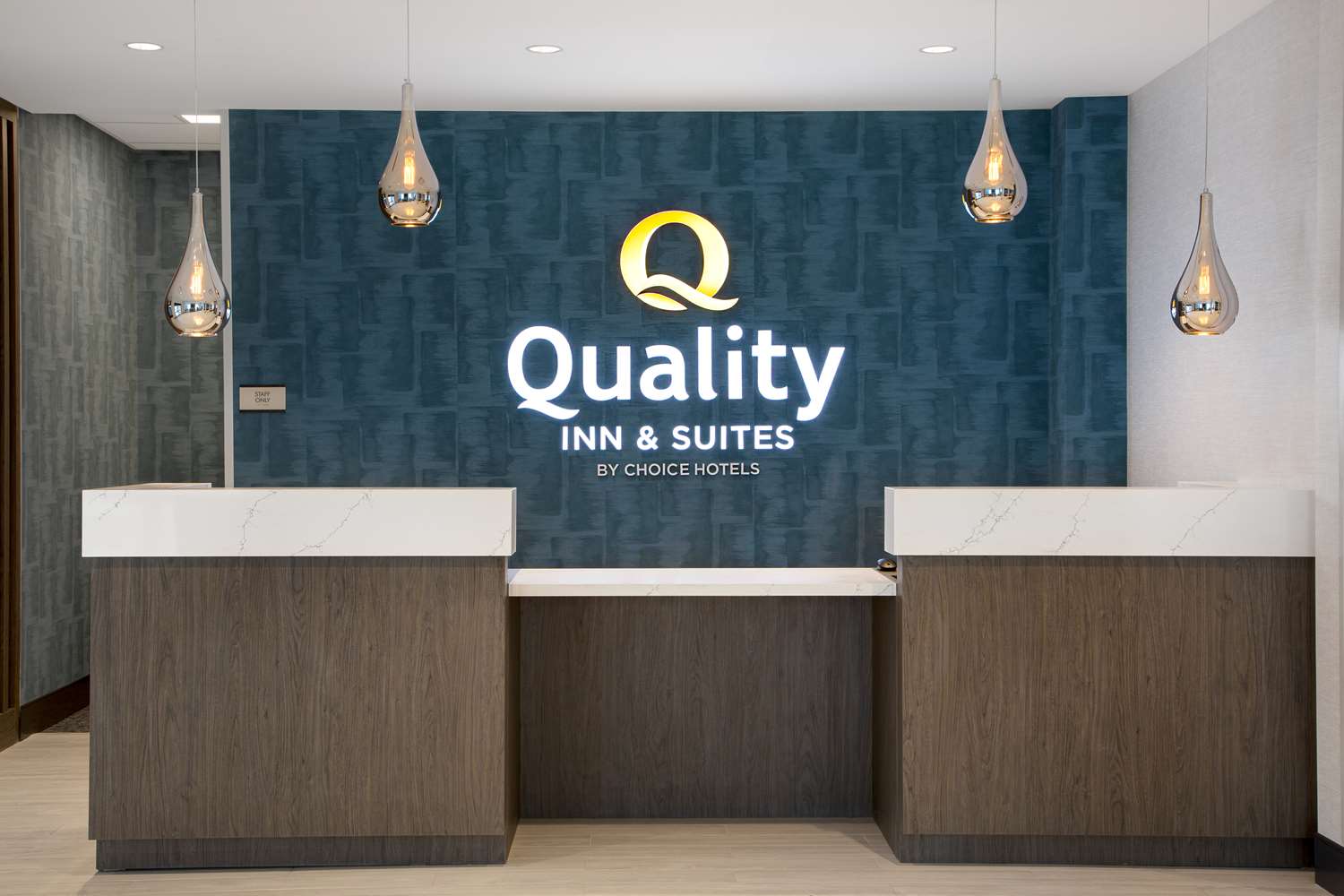 Quality Inn and Suites Prescott, ON 5/27