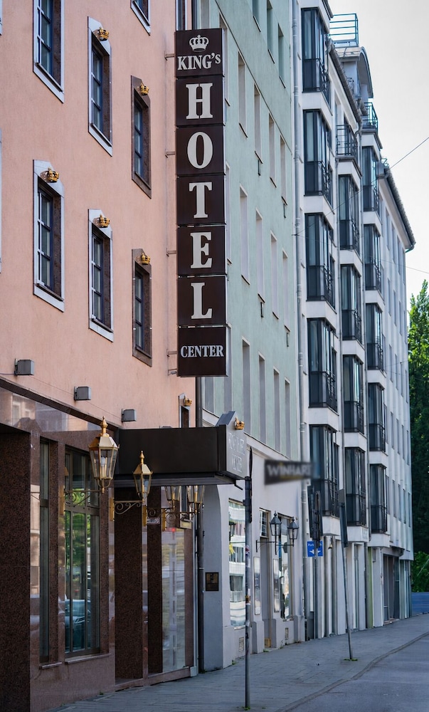 Kings Hotel Center 61/66