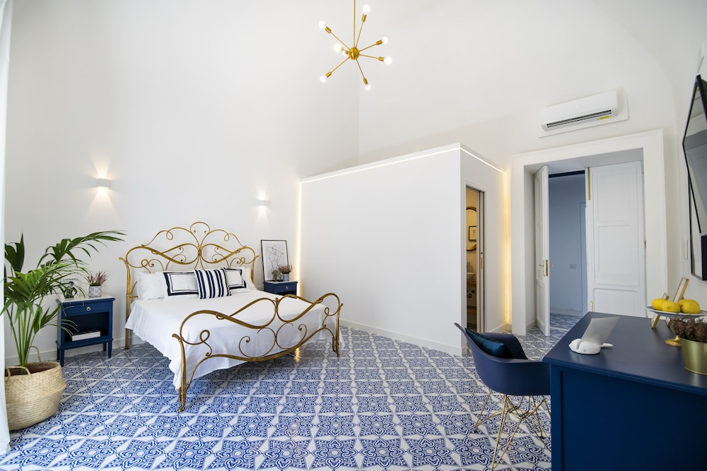 Crudo Home 65/76
