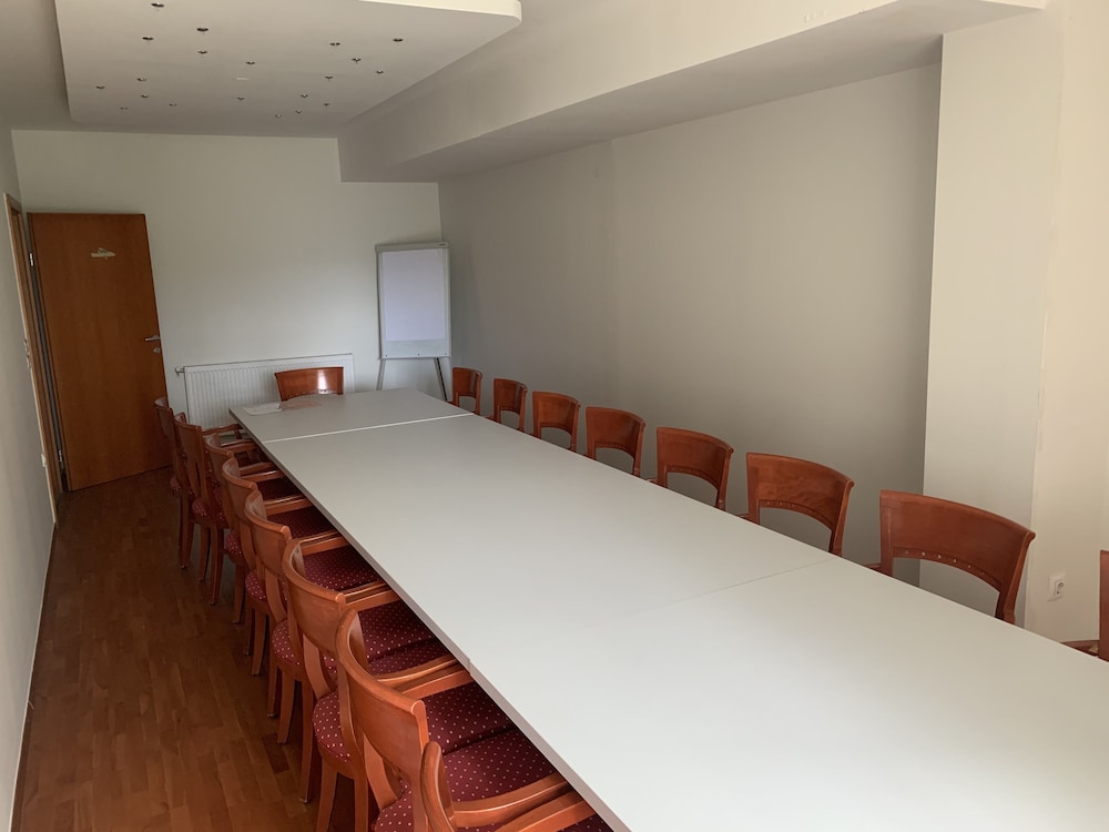 Hotel Medno 39/43