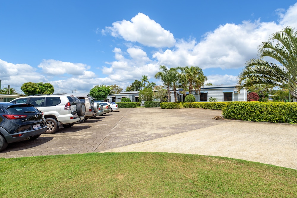 Tin Can Bay's Sleepy Lagoon Motel 21/42