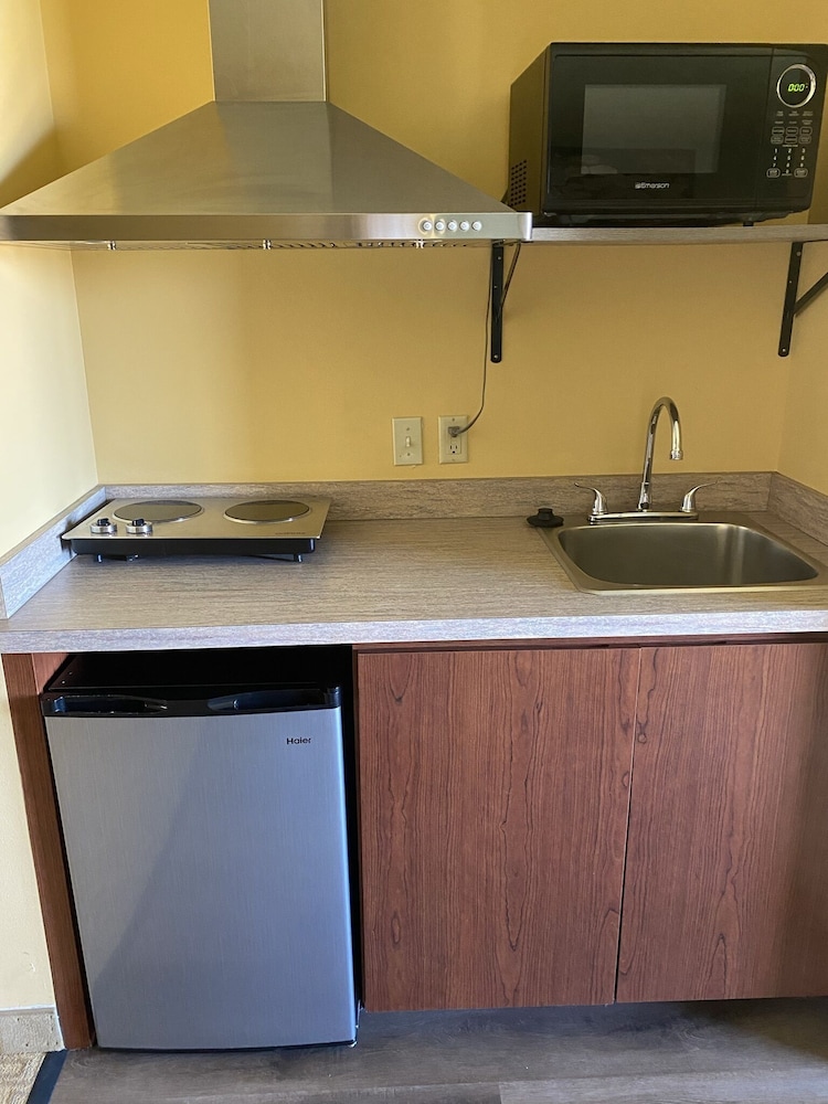 Super 8 By Wyndham Jackson Mn 36/41