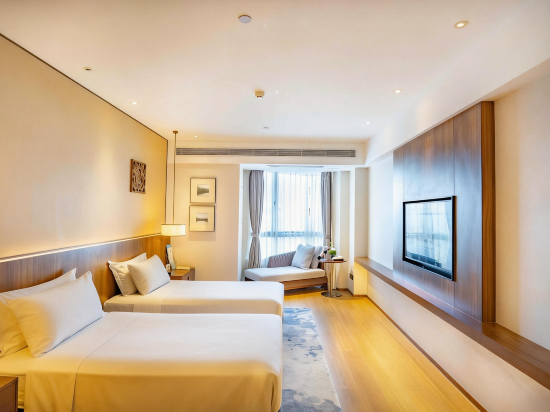 Executive, Twin Beds