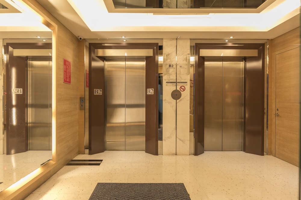 Beacon Hotel 48/69