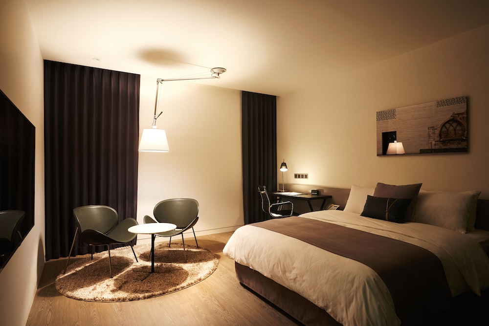 The Classic Hotel 17/68