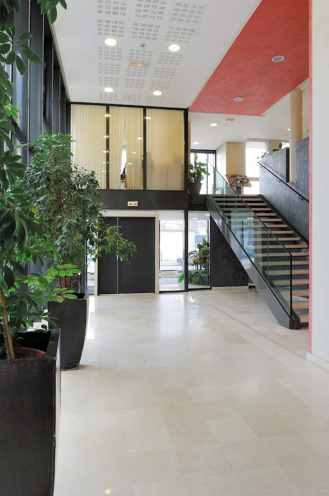 Sejours Et Affaires Ivry Sur Seine 8/37