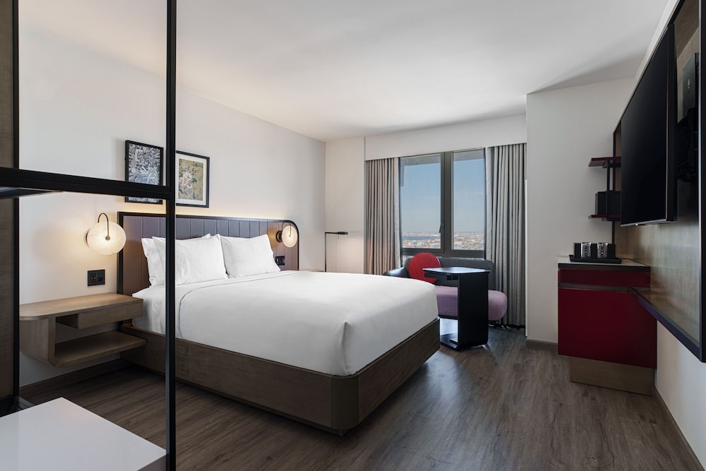 Renaissance New York Flushing Hotel at Tangram 9/44