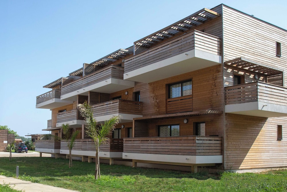 Residence Pierre & Vacances Premium Domaine du Golfe du Lion 2/50