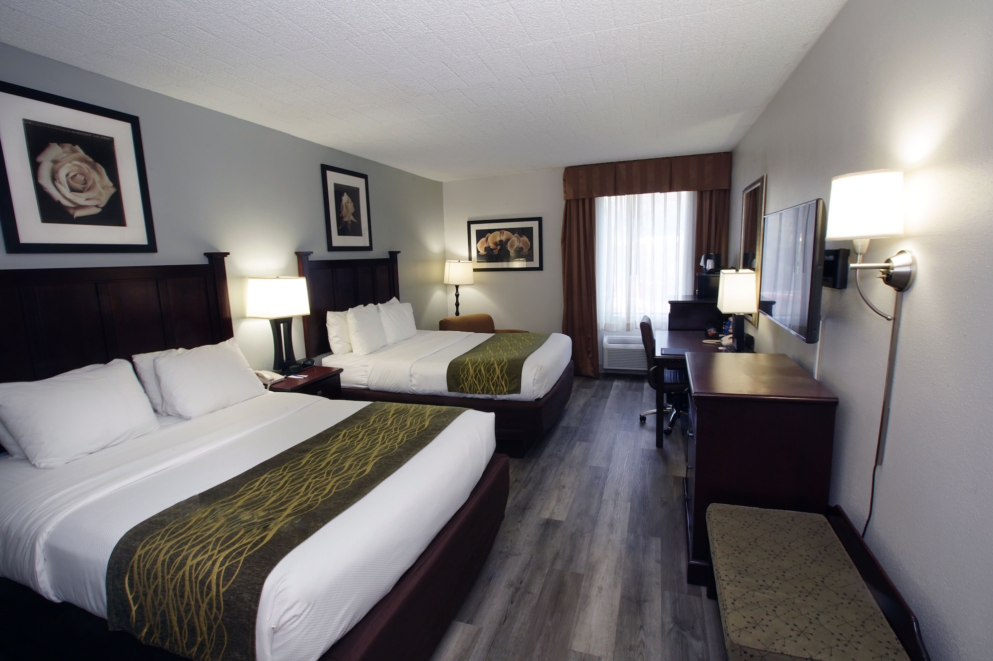 Standard, Single, 2 Queen Beds, Best Western Paramus Hotel & Suites 2/9