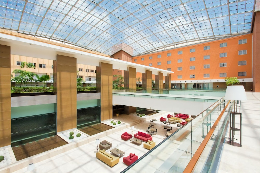swimming pool spa