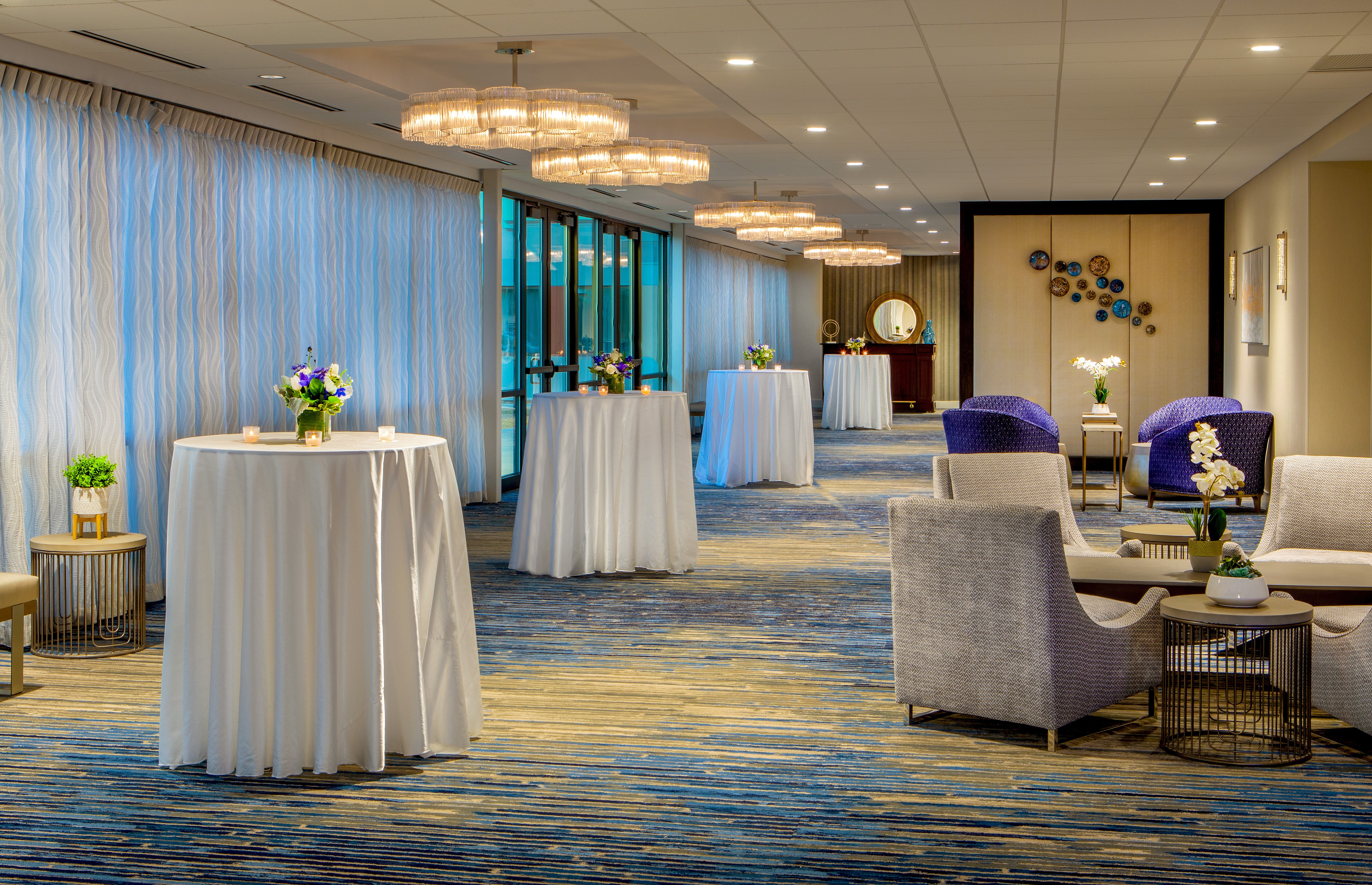CROWNE PLAZA BOSTON - WOBURN 11/80