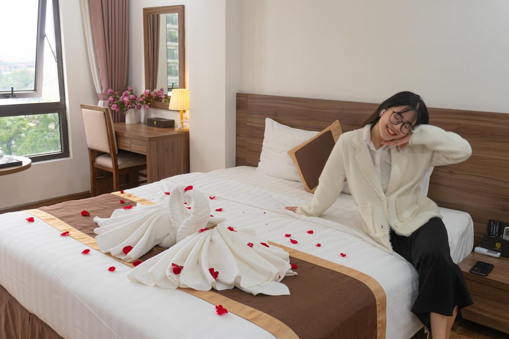 Rosarian Hotel 24/40