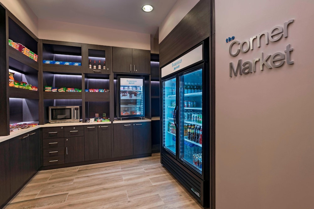 FAIRFIELD BY MARRIOTT SAN SALVADOR 22/32