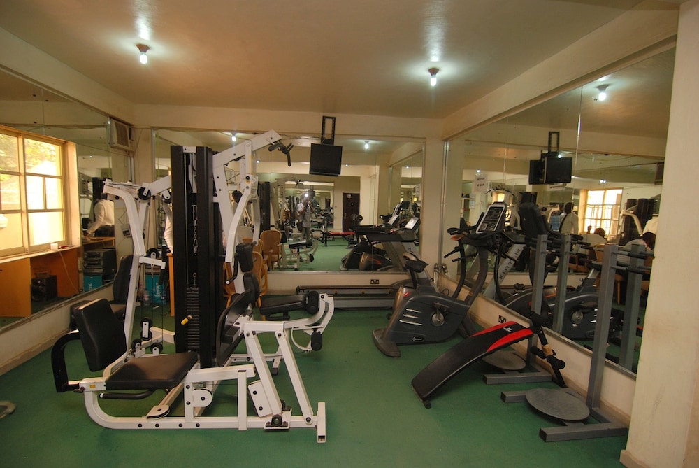 Ayalla Hotels Ltd 19/50