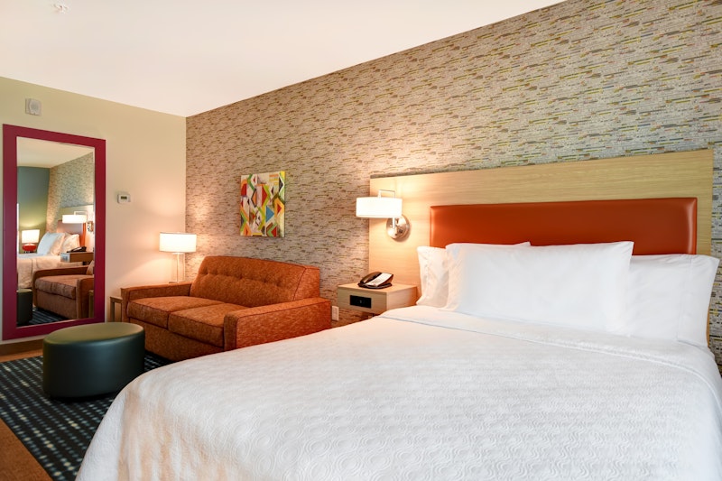 Home2 Suites by Hilton Victorville, CA 7/44
