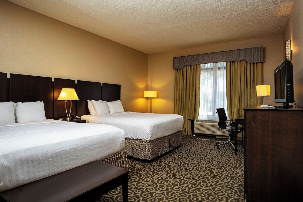 Inn At Coushatta 6/25