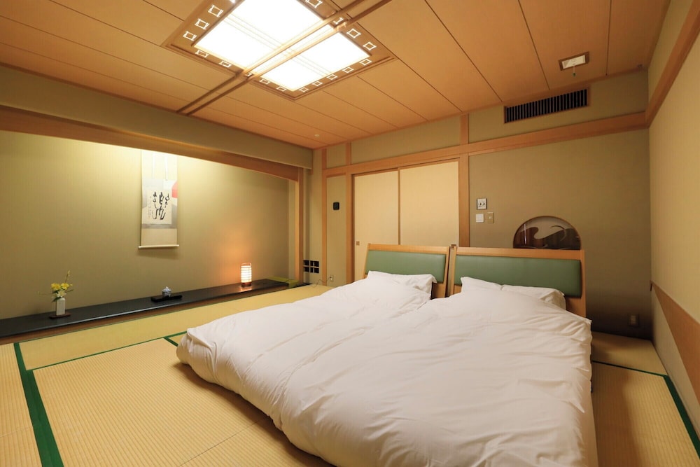 JAPANESE, STANDARD
