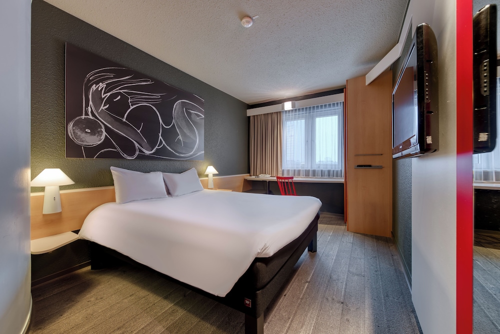 STANDARD, DOUBLE BED