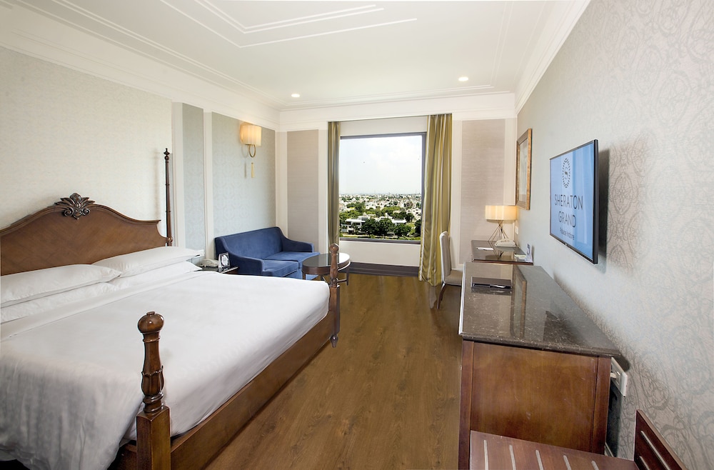 Sheraton Grand Palace Indore Ex the Grand Bhagwati Palace 20/37