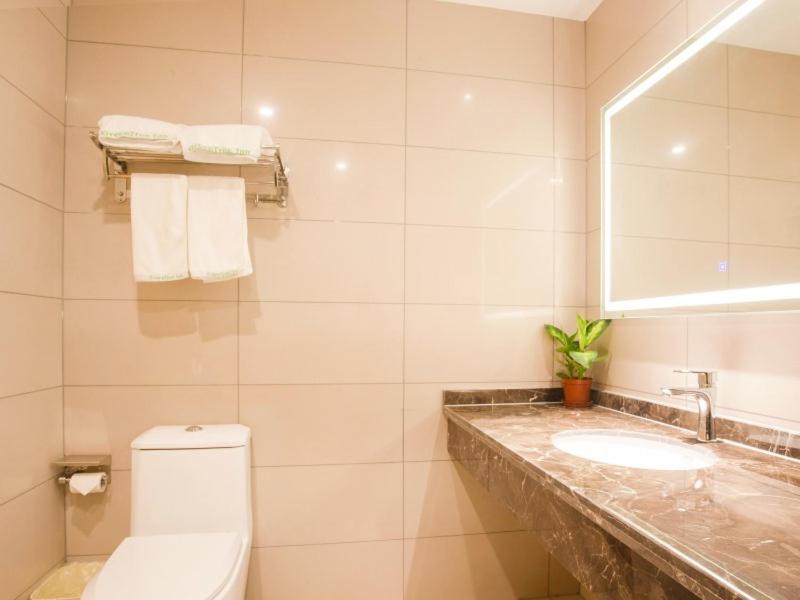 GreenTree Inn Hefei Binhu District Hangzhou Road Expressway Times Square Business Hotel 26/31