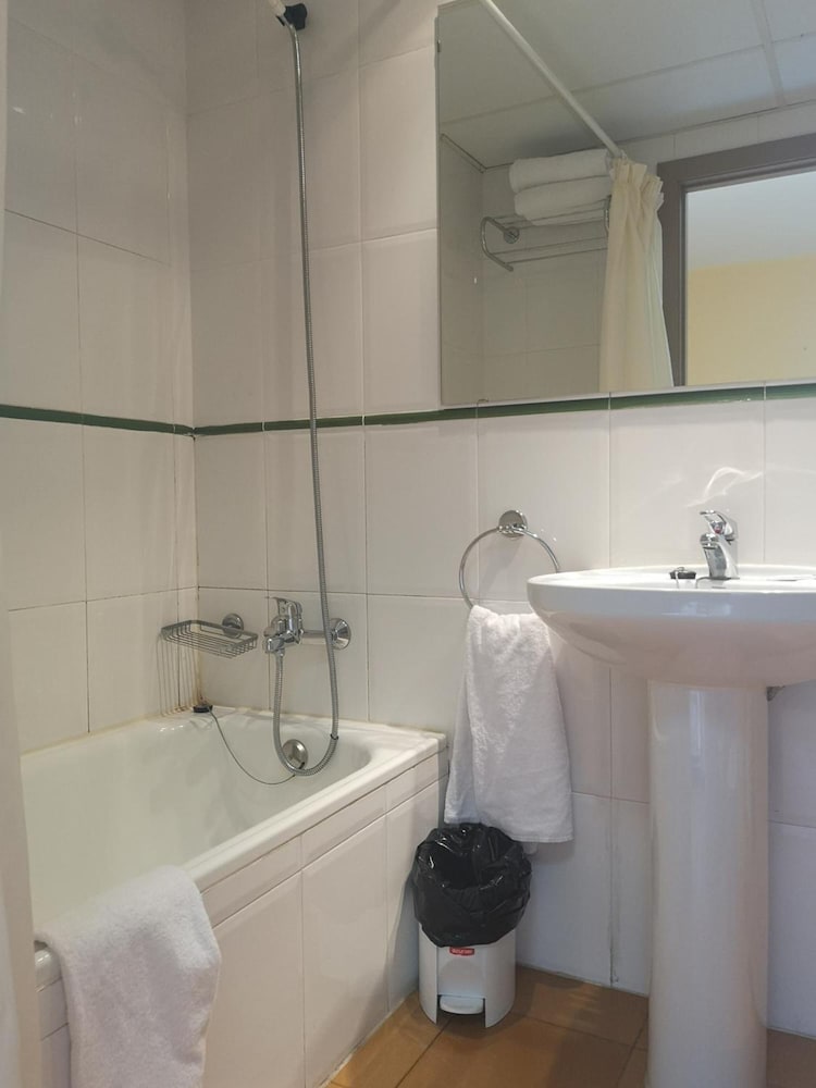 Hotel Taull 46/50