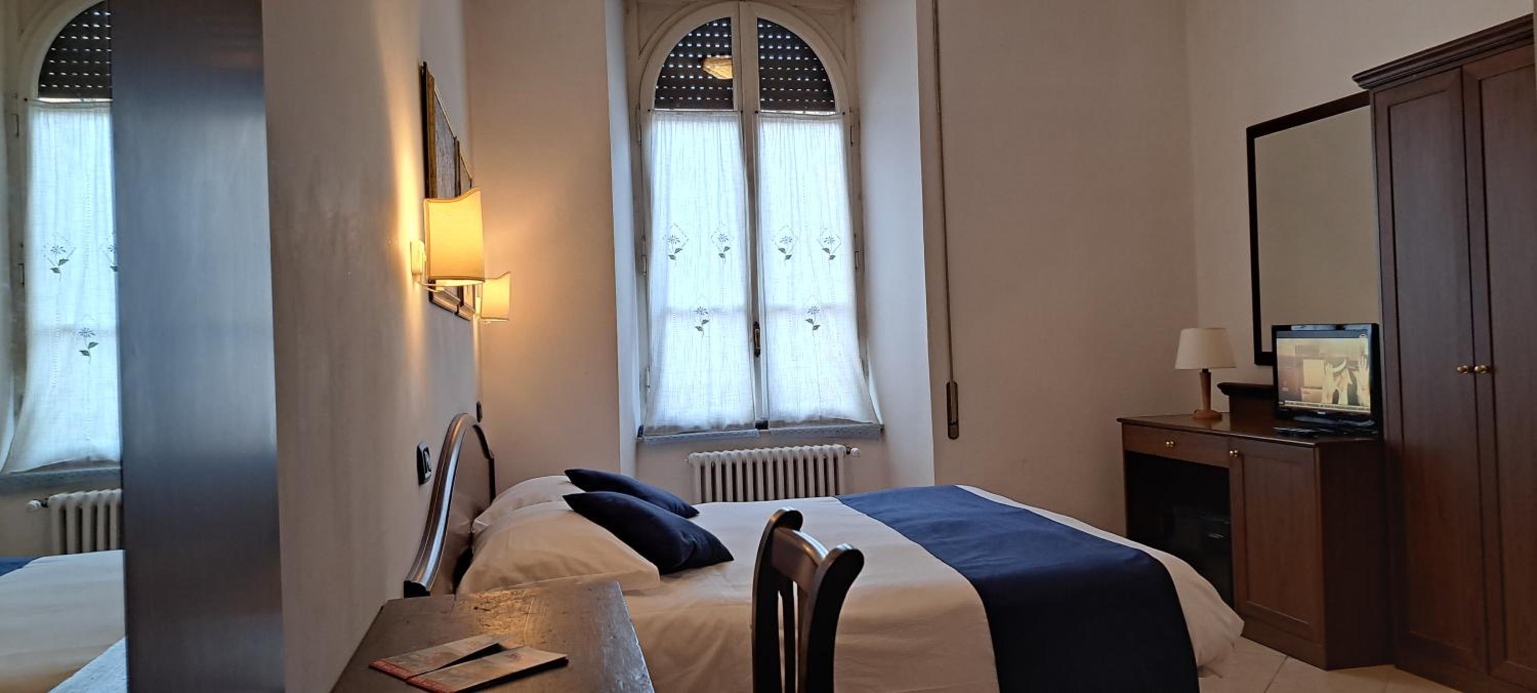 Hotel Bonazzi 33/40