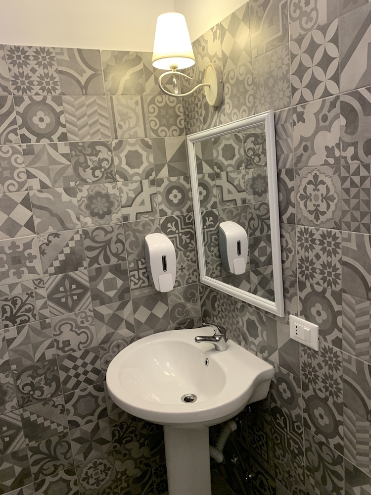 Hotel Villagiovanna milano 30/35