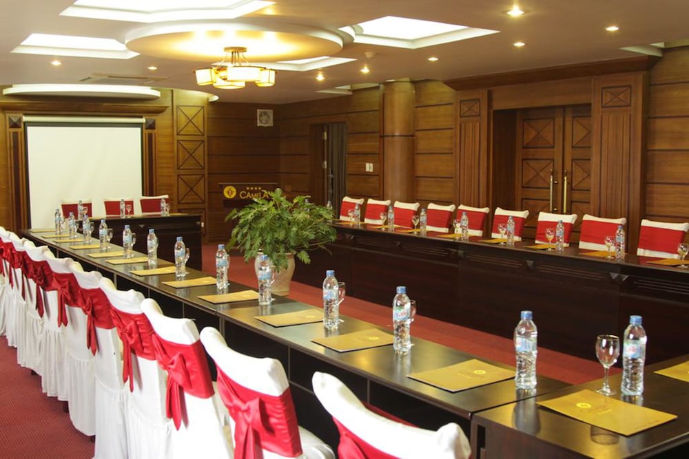 Camela Hotel & Resort 50/65