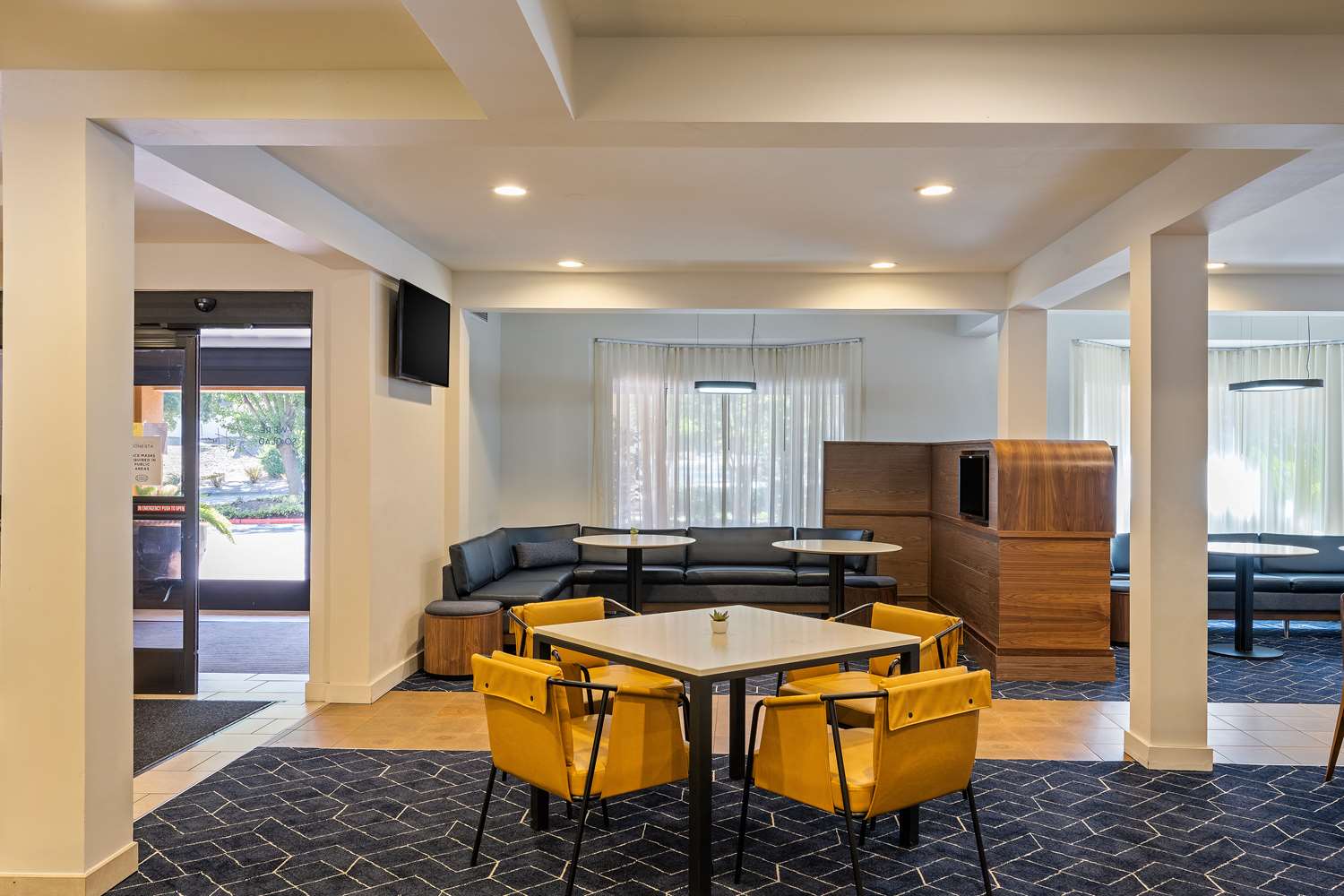 Sonesta Select Pleasant Hill 23/35