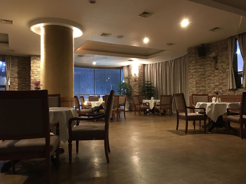 Ocean View Hotel 35/46