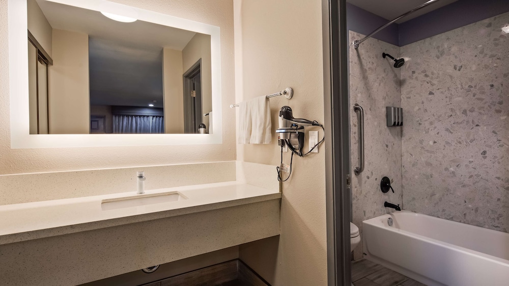 Best Western Big Country Inn 9/33
