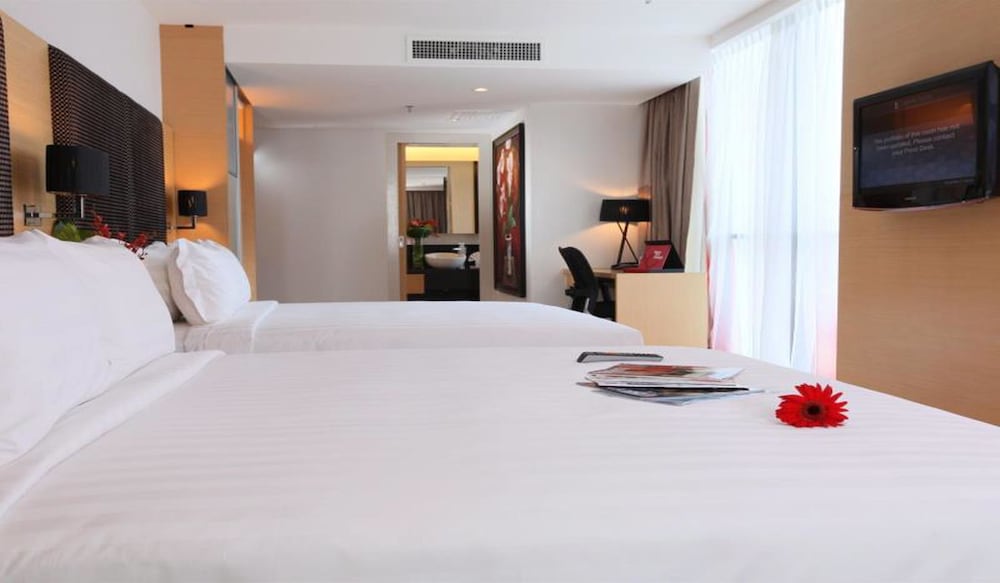Sunday Hotel Subang Formerly Empire Hotel 39/67